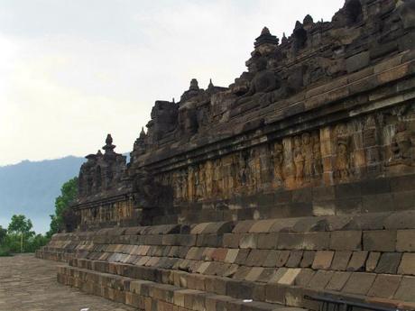PB030083 荘厳なボロブドゥールを擁するジョグジャカルタ /  Yogyakarta, Borobudur & Prambanan