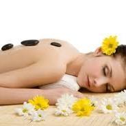 Why to Choose Hot Stone Massage Therapy for Staying Healthy