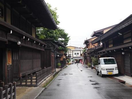 P9070070 驟雨の高山/ Takayama,in autumn rain