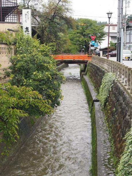 P9070085 驟雨の高山/ Takayama,in autumn rain