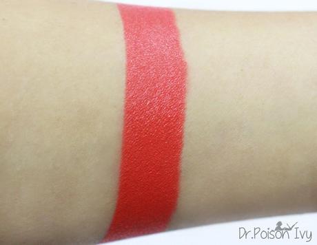 Faces Glam On Lipstick Enamour Swatches