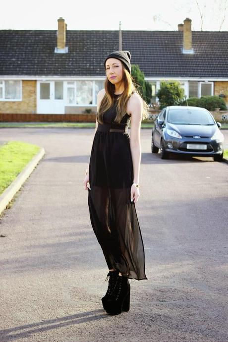 how to style a black chiffon maxi dress