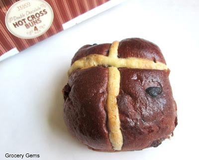 Review: Tesco Double Chocolate Hot Cross Buns