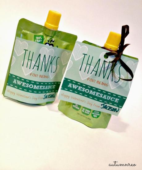 Go Go squeeZ Applesauce Valentines - 'Thanks for Being Awesomesauce' {Free Printable}