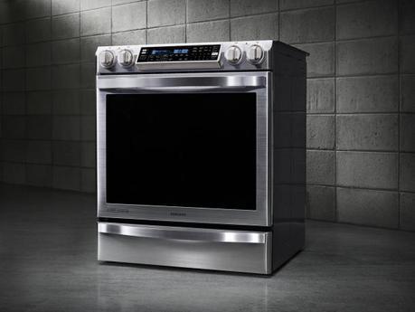 Chef Collection electric range from Samsung