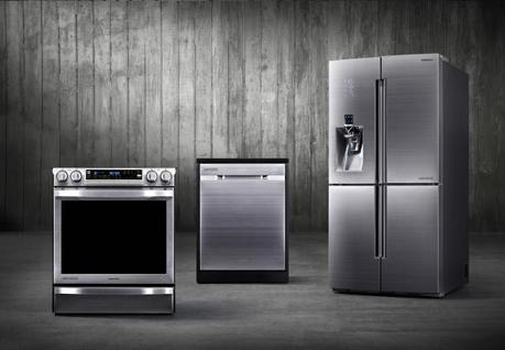 Chef Collection range dishwasher and refrigerator