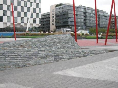 Grand Canal Square, Dublin, Ireland - Water Feature Rear Elevation