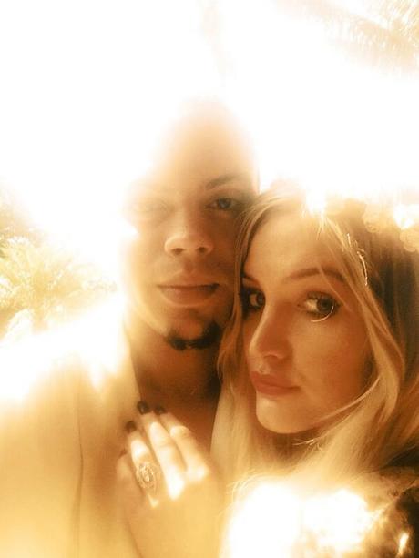 Ashlee Simpson engaged to Evan Ross; see her vintage style engagement ring
