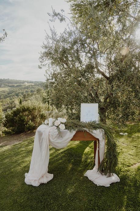 utterly-romantic-tuscany-wedding_06