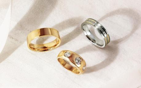 Breaking Traditions: The Rise of Engagement Rings for Men