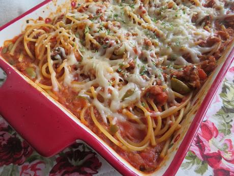 Baked Spaghetti and Meat Sauce