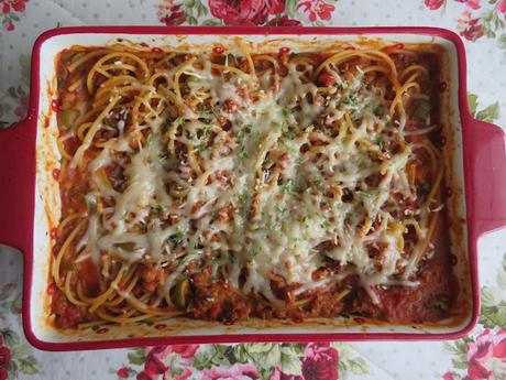 Baked Spaghetti and Meat Sauce