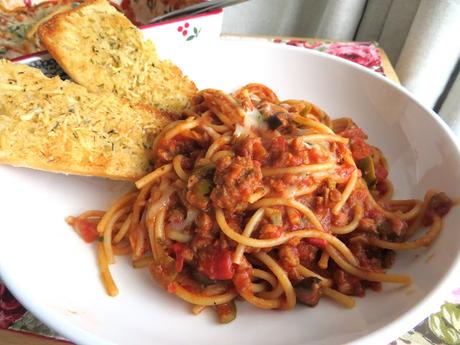 Baked Spaghetti and Meat Sauce