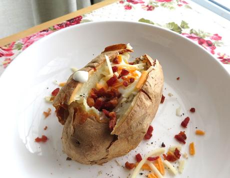 English Jacket Potatoes