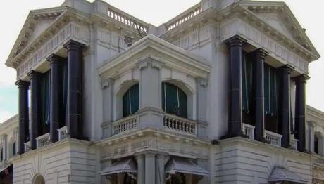 One of the tourist places in Chennai is Madras War Memorial.