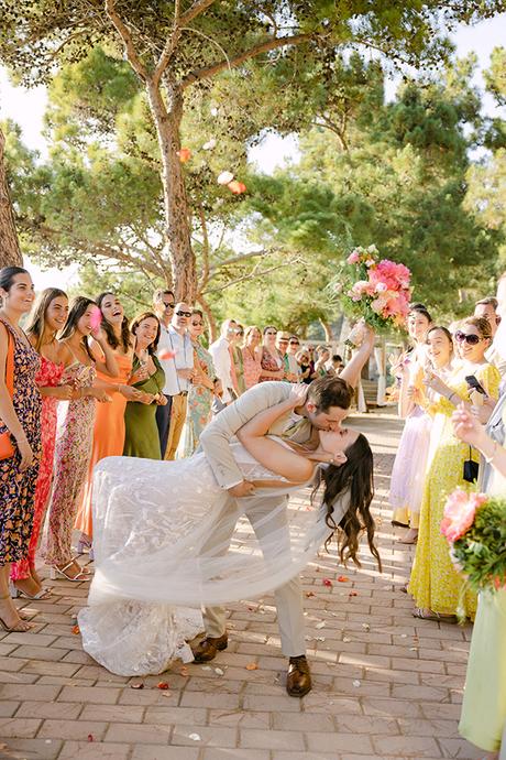 fresco-summer-wedding-kefalonia-colorful-flowers_20