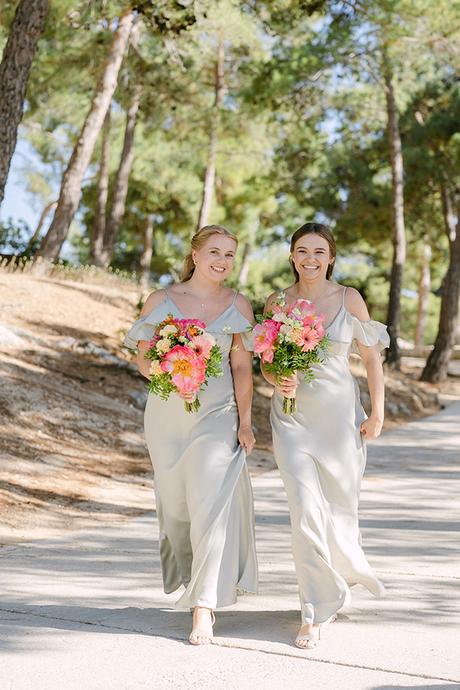 fresco-summer-wedding-kefalonia-colorful-flowers_14