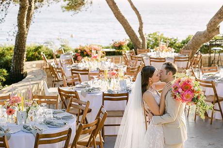 fresco-summer-wedding-kefalonia-colorful-flowers_31