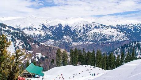 Snowy landscape of Manali