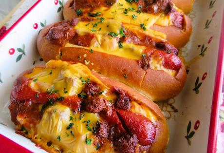 Chili Cheese Dog Boats