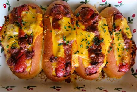 Chili Cheese Dog Boats