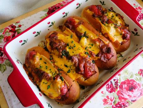 Chili Cheese Dog Boats