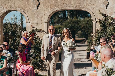 charming-garden-wedding-lisbon-white-blooms_12