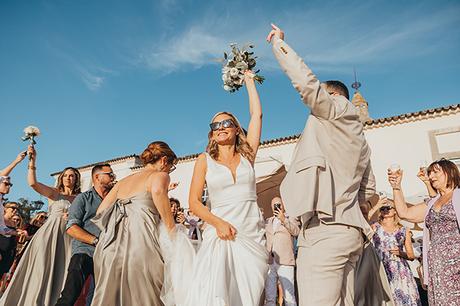 charming-garden-wedding-lisbon-white-blooms_19