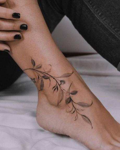 21 Hottest Ankle Tattoo Ideas: Simple Designs with Significance to Kickstart 2024! 20 21 Hottest Ankle Tattoo Ideas: Simple Designs with Significance to Kickstart 2024!