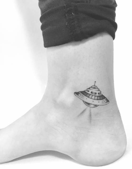 21 Hottest Ankle Tattoo Ideas: Simple Designs with Significance to Kickstart 2024! 30 21 Hottest Ankle Tattoo Ideas: Simple Designs with Significance to Kickstart 2024!