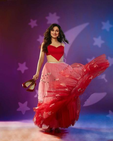 Divya Khosla Kumar's Net Worth, Real Estate, Car Collection, And More 34 Divya Khosla Kumar