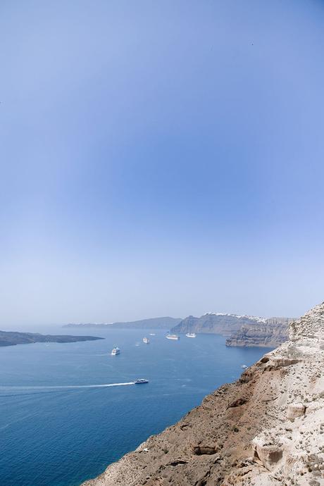 romantic-santorini-wedding-santorini-pops-of-orange_06