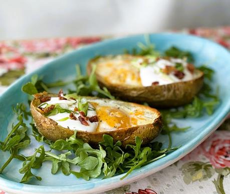 Loaded Potato Breakfast Skins