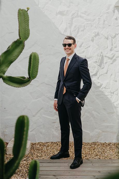 spring-wedding-portugal-bright-yellow-flowers_11