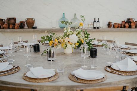 spring-wedding-portugal-bright-yellow-flowers_19