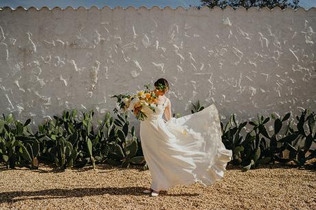 spring-wedding-portugal-bright-yellow-flowers_15