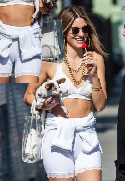 Camel Toe Exposed: 10 Famous Celebrity Reveals Camel Toe Exposed: 10 Famous Celebrity Reveals