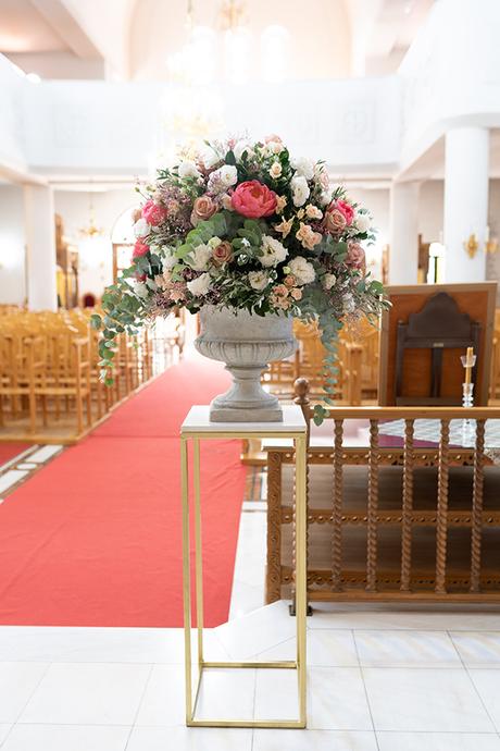 romantic-summer-wedding-nicosia-pastel-florals_10