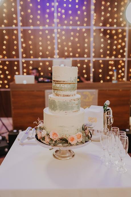 romantic-summer-wedding-nicosia-pastel-florals_22