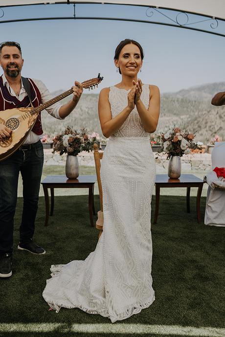 romantic-summer-wedding-nicosia-pastel-florals_07