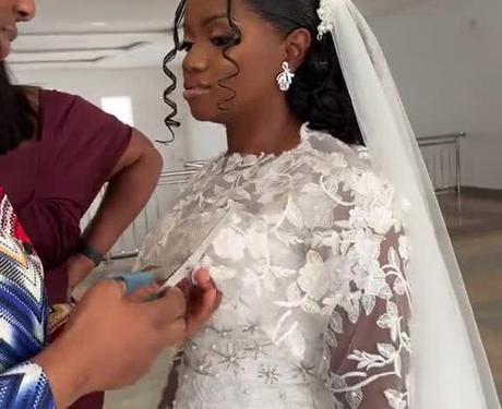 Pastor ‘Sacks’ Bride From Church, Asks Her To Change Her Wedding Gown Which Was Showing Her Bre@sts