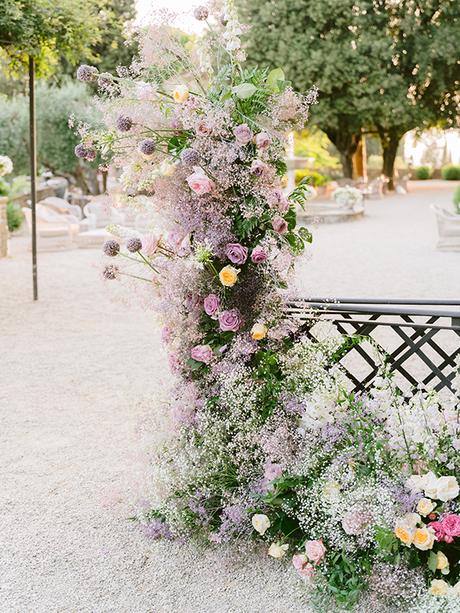 modern-garden-wedding-florence-italy-lush-florals_29