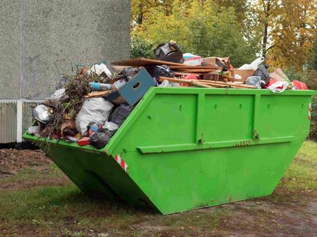 Dumpster Rental: Seven Benefits for Removing Yard Waste 3 5 Reasons You Need a Commercial Dumpster for Your Business