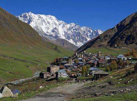 view-of-ushguli-with-mountains-behind