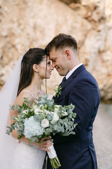 romantic-floral-wedding-kefalonia-light-blue-hydrangeas_22