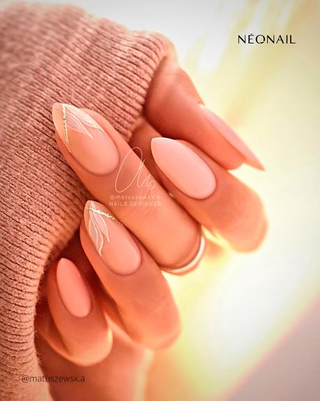 spring wedding nails clean pink with white leaves matuszewsk.a