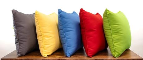 Types of Custom Cushions and How You Can Decorate and Refurbish Your Furniture with Them