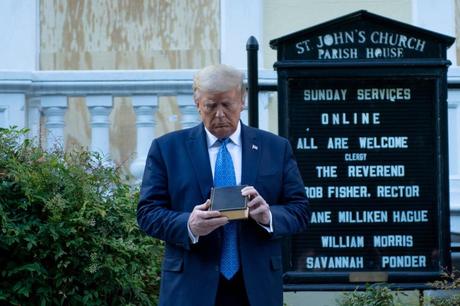 Did Trump go to church on Easter Sunday?