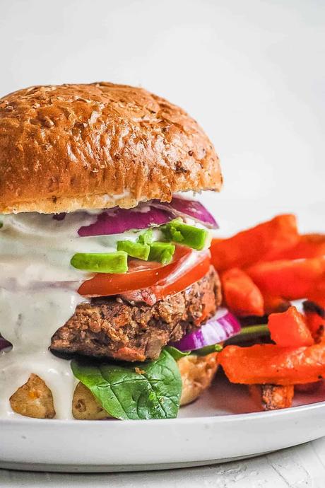 Spicy Black Bean Burgers With Chipotle Chile Powder