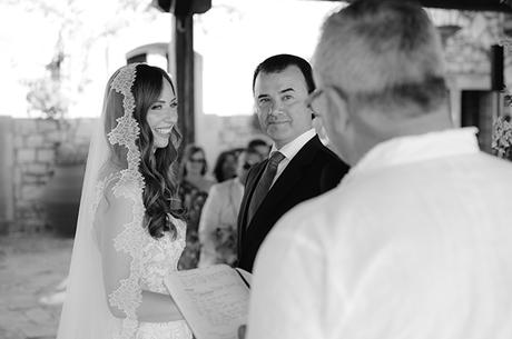 rustic-chic-wedding-crete-white-florals_21